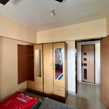 Room in 2 BHK Apartment at Hubtown Akruti Orchid Park, Sakinaka 90 Feet Road – for Rent