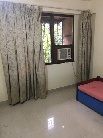 Room in 2 BHK Apartment at Castle Rock Apartment, Bhakti Park – for Rent