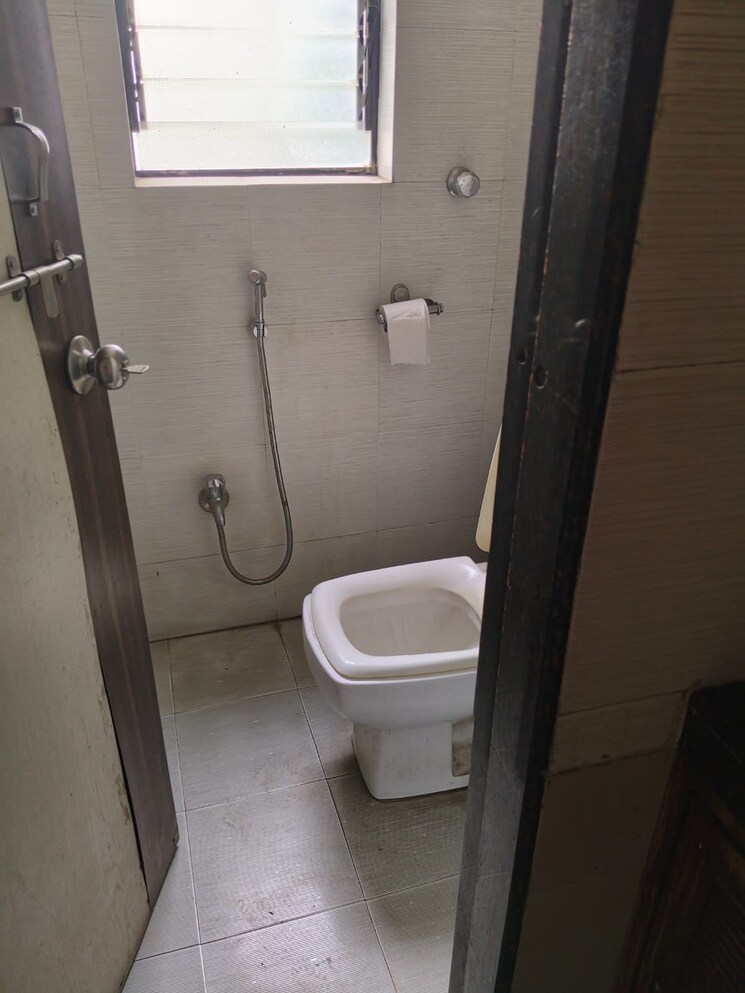 Bathroom, niyoshi-park 1 Bedroom 550 Sq.Ft. Apartment In Aundh Pune 9065733
