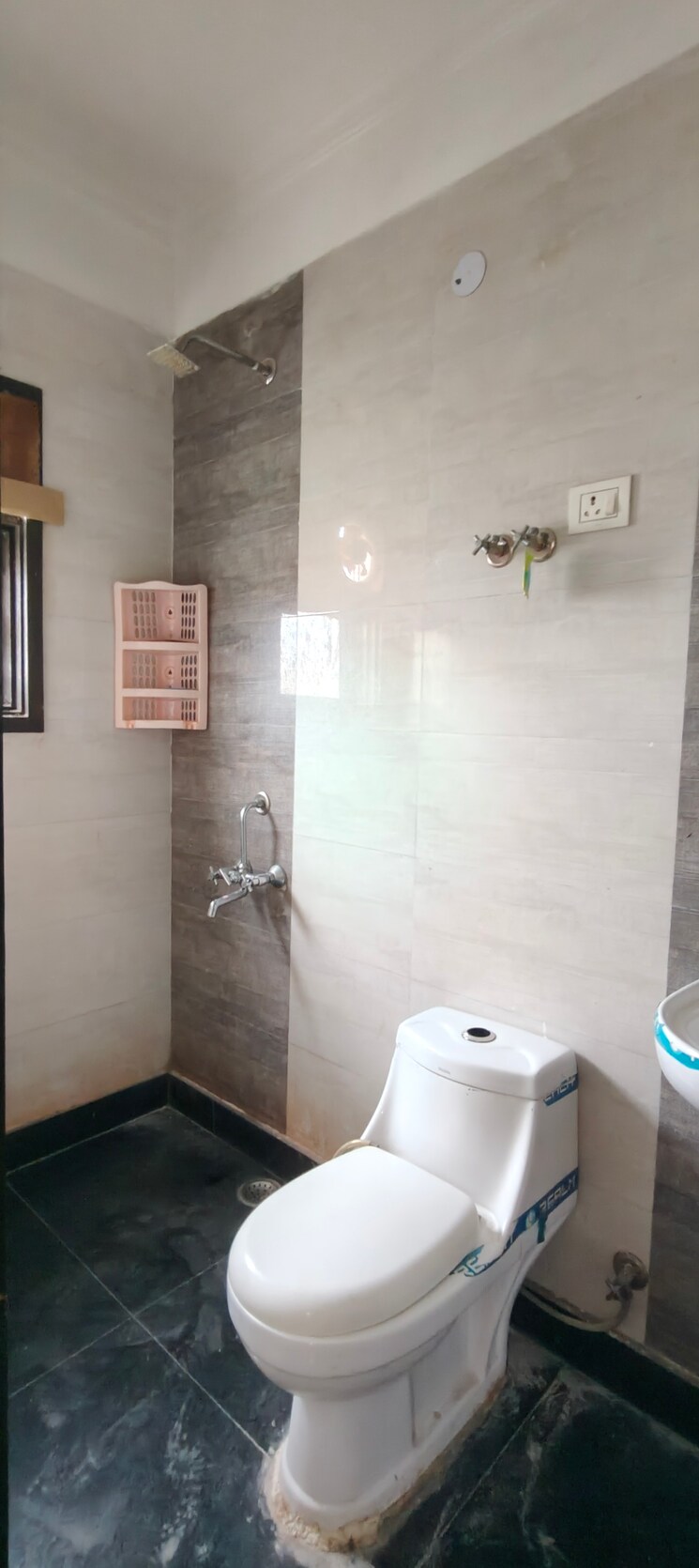 Attached Bathroom, chattarpur 2 Bedroom 850 Sq.Ft. Builder Floor In Chattarpur Delhi 9065731