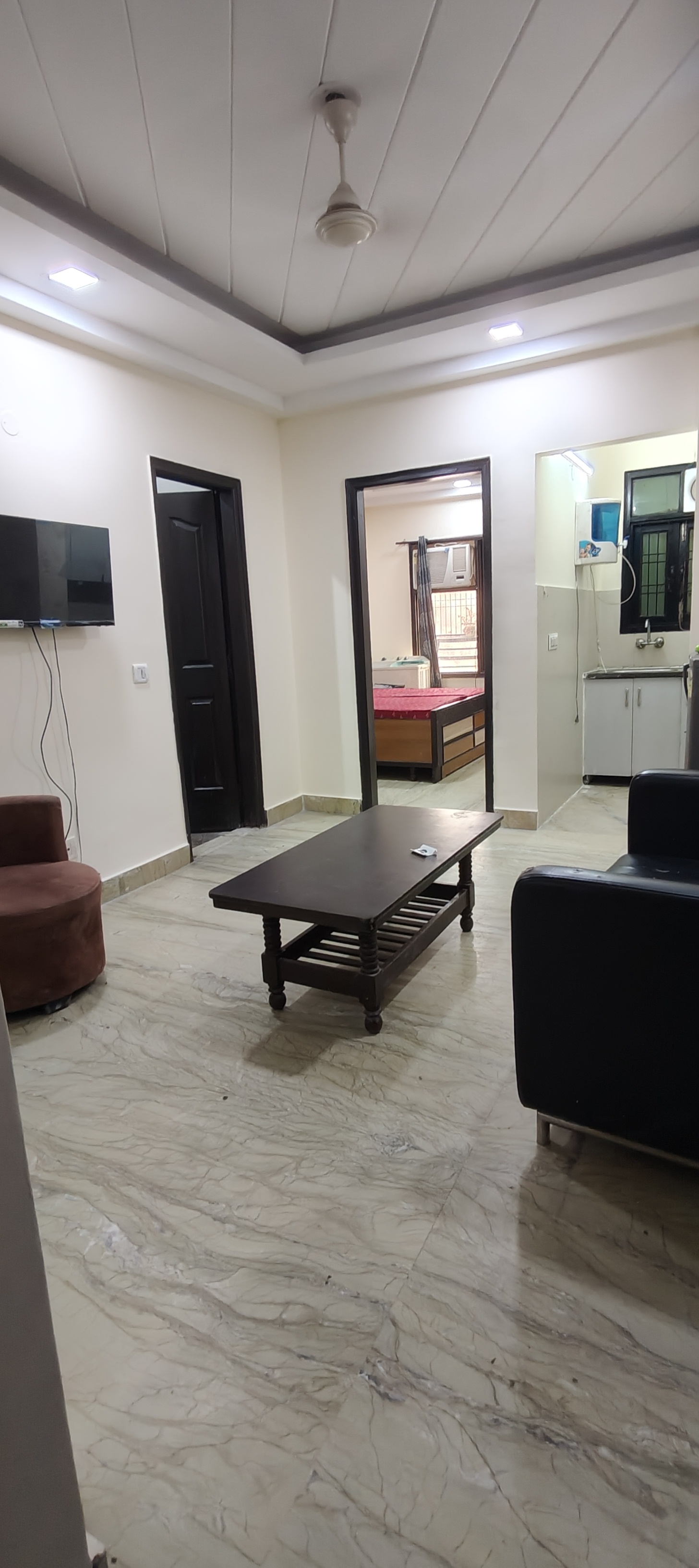 2 BHK Builder Floor For Rent in Chattarpur