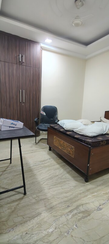 Bedroom in 2 BHK Builder Floor at Chattarpur – for Rent