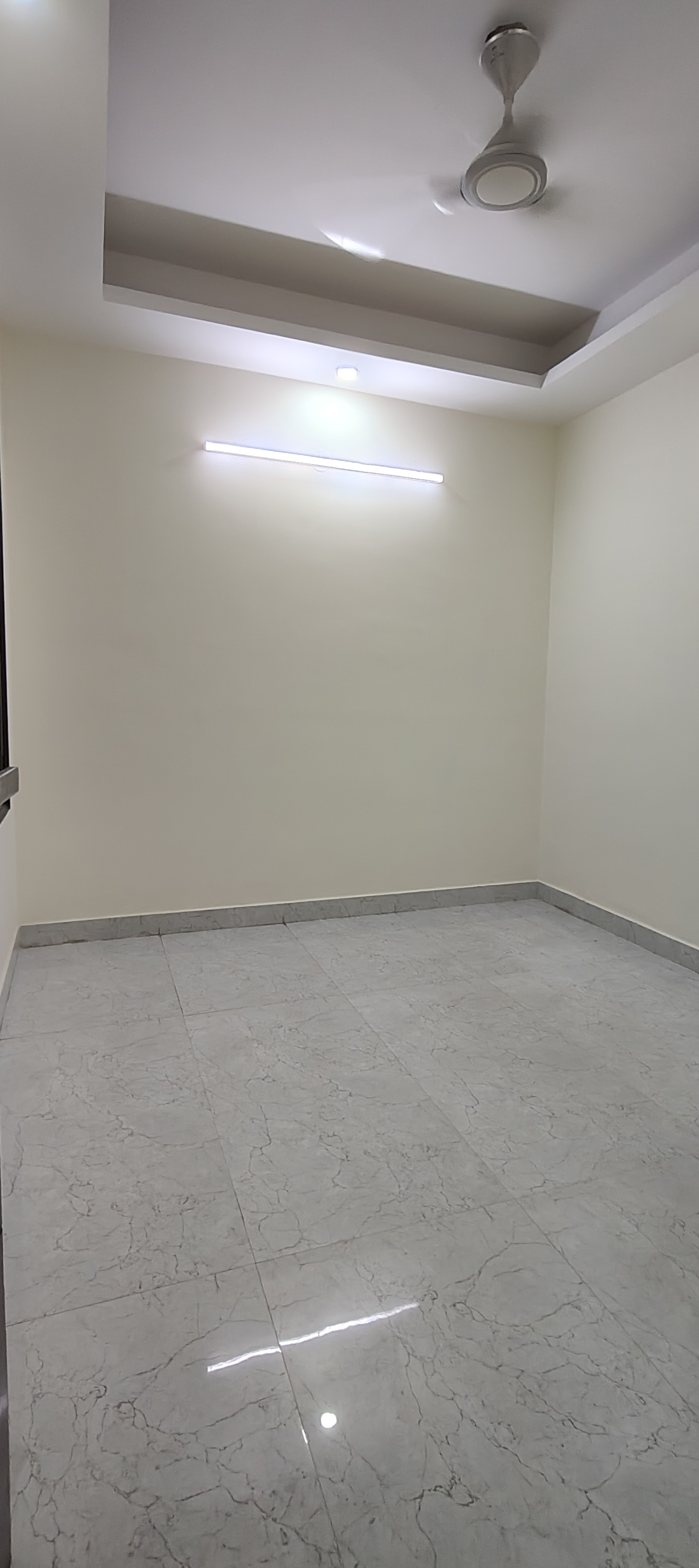 2 BHK Builder Floor For Rent in Chattarpur