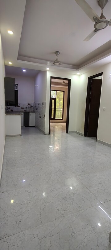 Living Room in 2 BHK Builder Floor at Chattarpur – for Rent