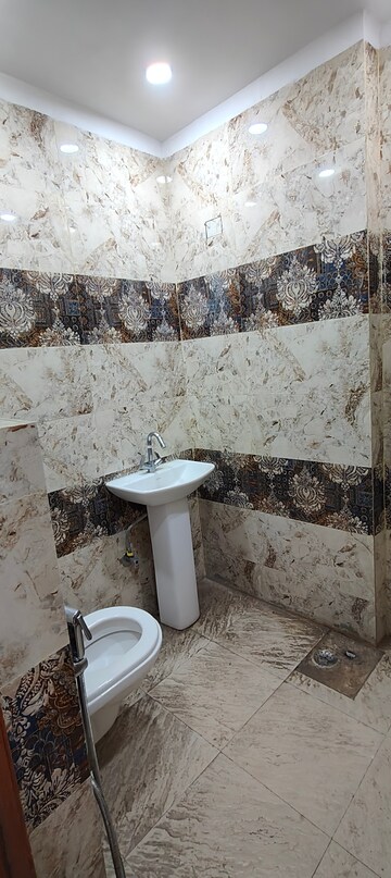 Attached Bathroom in 2 BHK Builder Floor at Chattarpur – for Rent