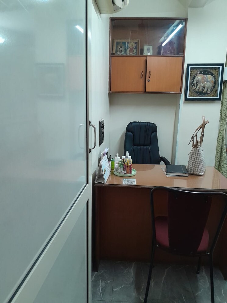 undefined, borivali east Commercial Shop 260 Sq.Ft. In Borivali East Mumbai 9065778