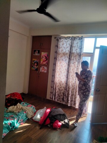 Bedroom in 2 BHK Apartment at Gulmohur Garden, Raj Nagar Extension – for Rent