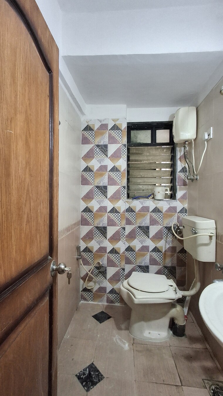 Living Room, rna-ng-suncity-phase-ii 1 Bedroom 665 Sq.Ft. Apartment In Kandivali East Mumbai 9065815