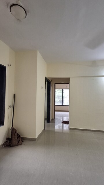Furnished Amenities in 1 BHK Apartment at RNA NG Suncity Phase II, Kandivali East – for Sale