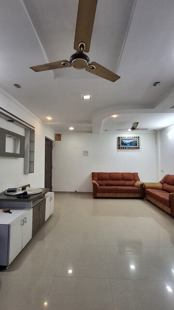 Bathroom in 2 BHK Apartment at RNA NG Suncity Phase II, Kandivali East – for Rent