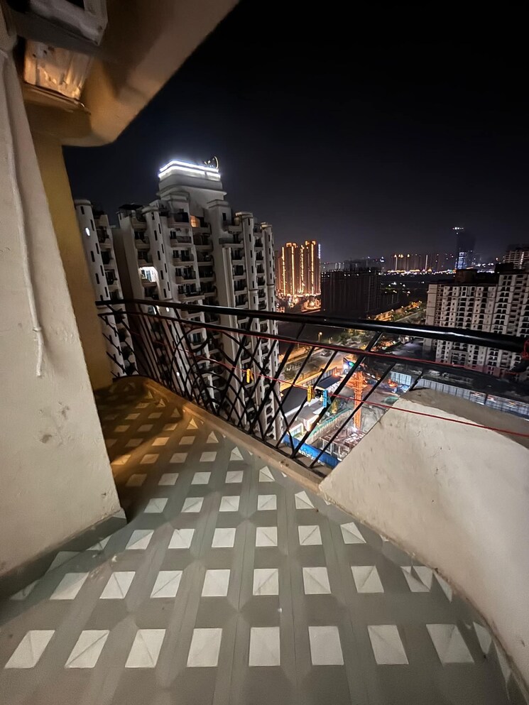 Exterior View, gaur-city-2-14th-avenue 3 Bedroom 1300 Sq.Ft. Apartment In Sector 16c Greater Noida Greater Noida 9066007