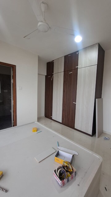 2 BHK Apartment For Rent in Dadar West