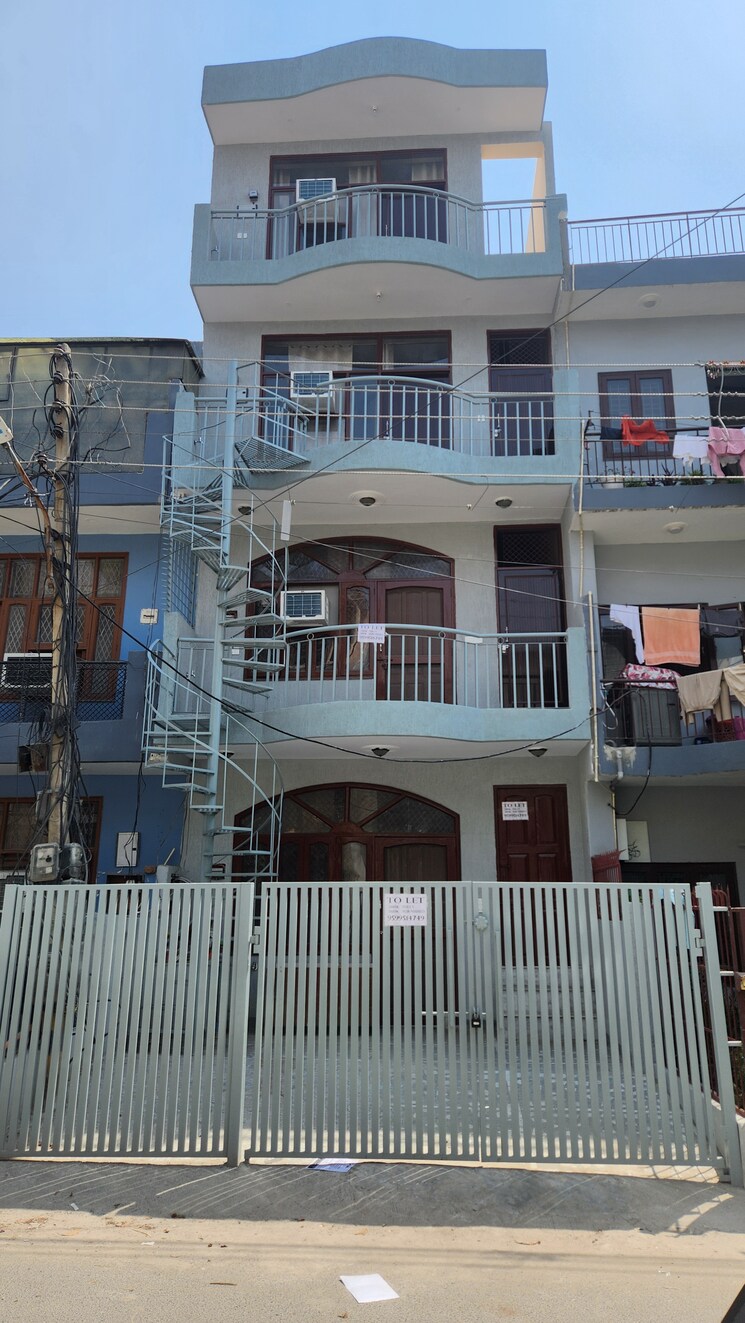 Exterior View, ansal-plaza-gurgaon 4 Bedroom 66 Sq.Yd. Independent House In Palam Vihar Gurgaon 9066029