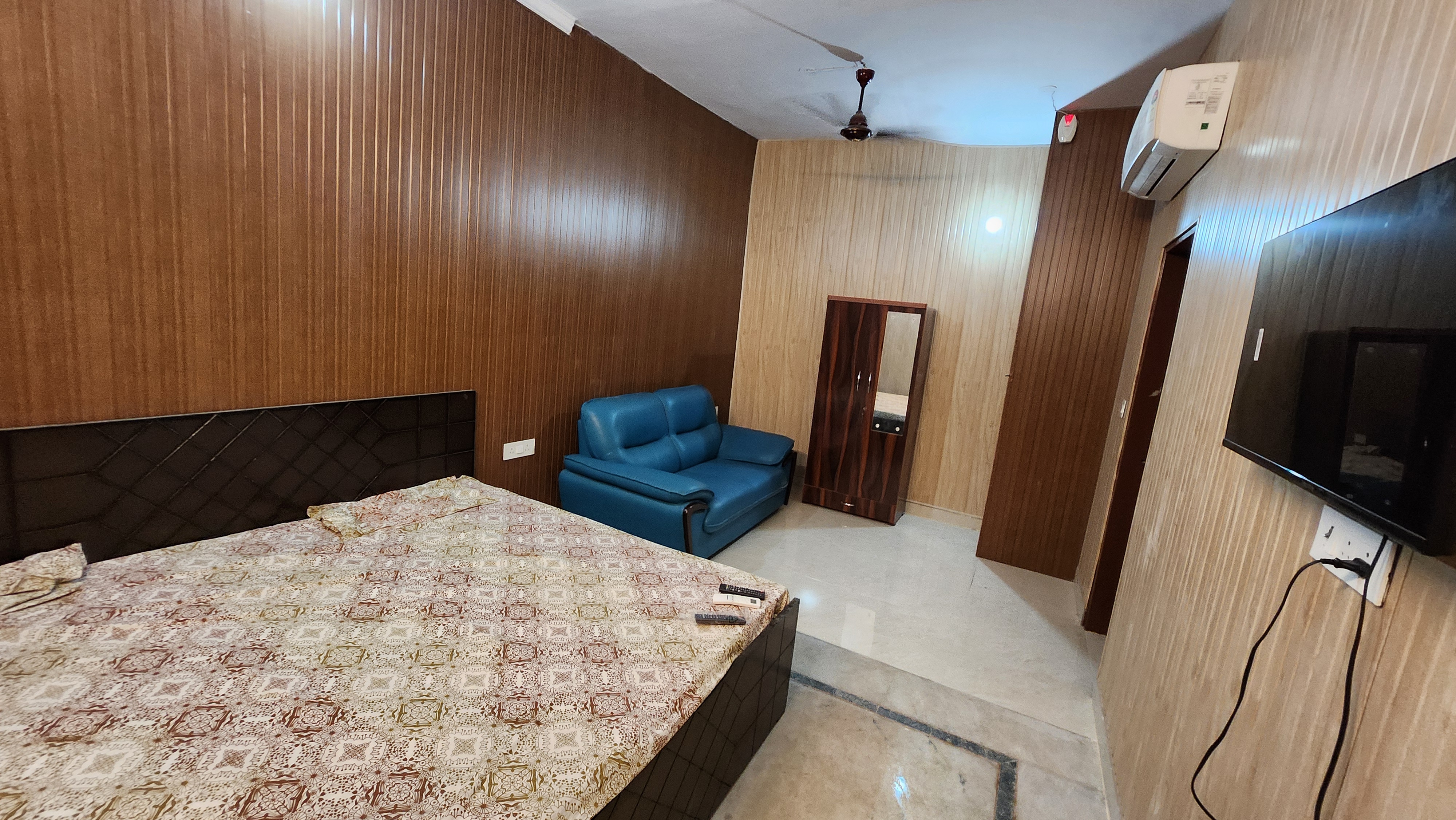 4 BHK 66 Sq.Yd. Independent House in Ansal Plaza Gurgaon