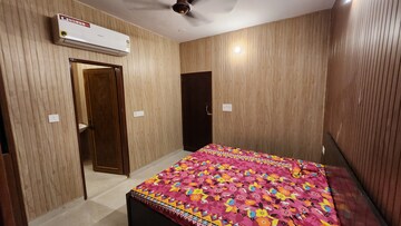 Bedroom in 4 BHK Independent House at Ansal Plaza Gurgaon, Palam Vihar – for Sale