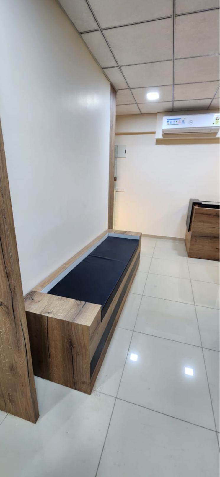 Kitchen, bodakdev Commercial Office Space in IT/SEZ 846 Sq.Ft. In Bodakdev Ahmedabad 9066106