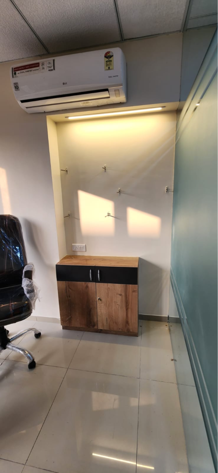 undefined, bodakdev Commercial Office Space in IT/SEZ 846 Sq.Ft. In Bodakdev Ahmedabad 9066106