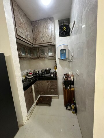 Master Bedroom in 1 BHK Builder Floor at Malviya Nagar – for Rent