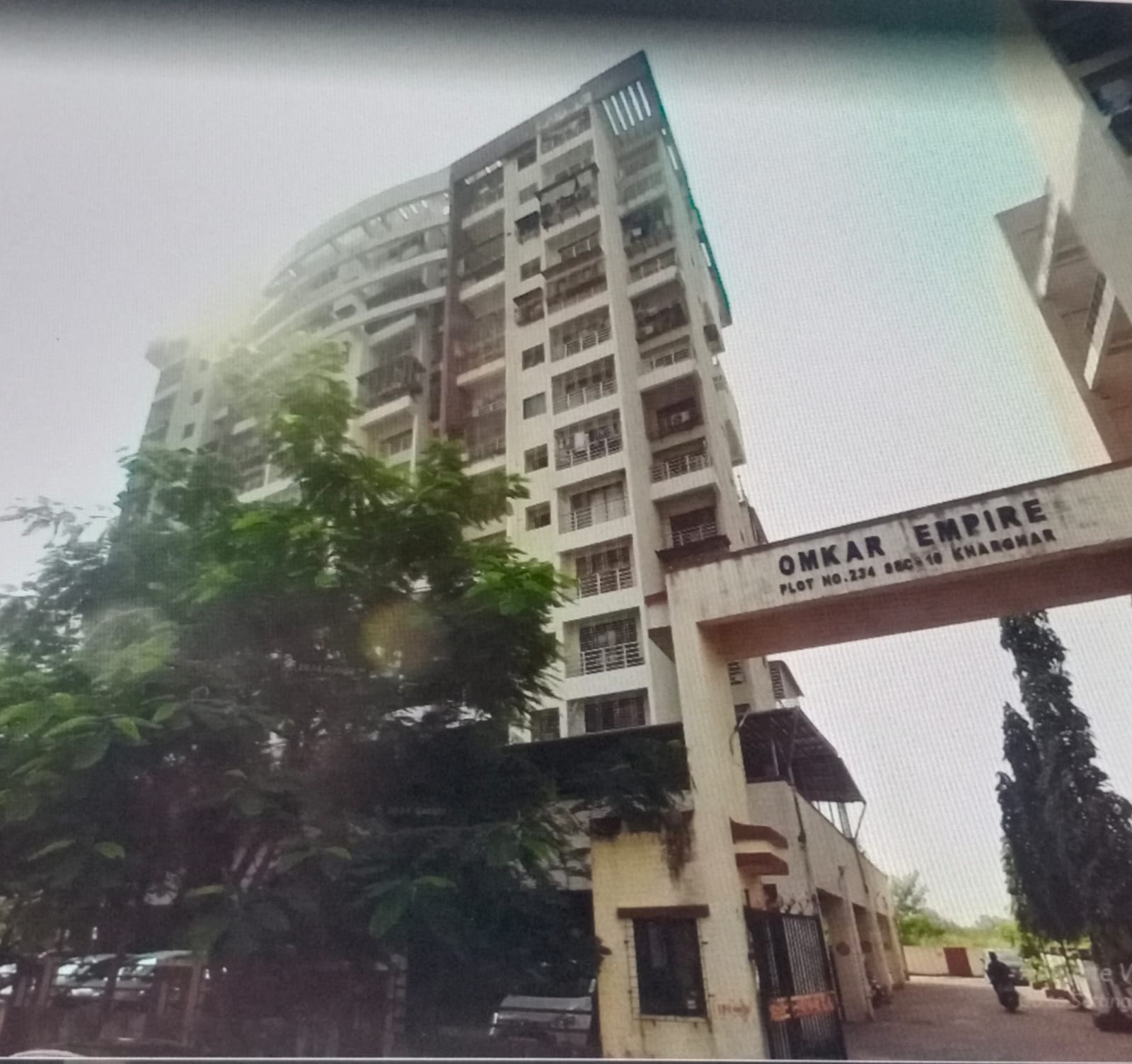 2 BHK + Extra Room Apartment For Rent in Omkar Empire