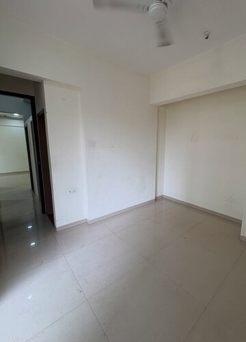 Room in 2 BHK Apartment at Puri Emerald Bay, Sector 104 – for Rent