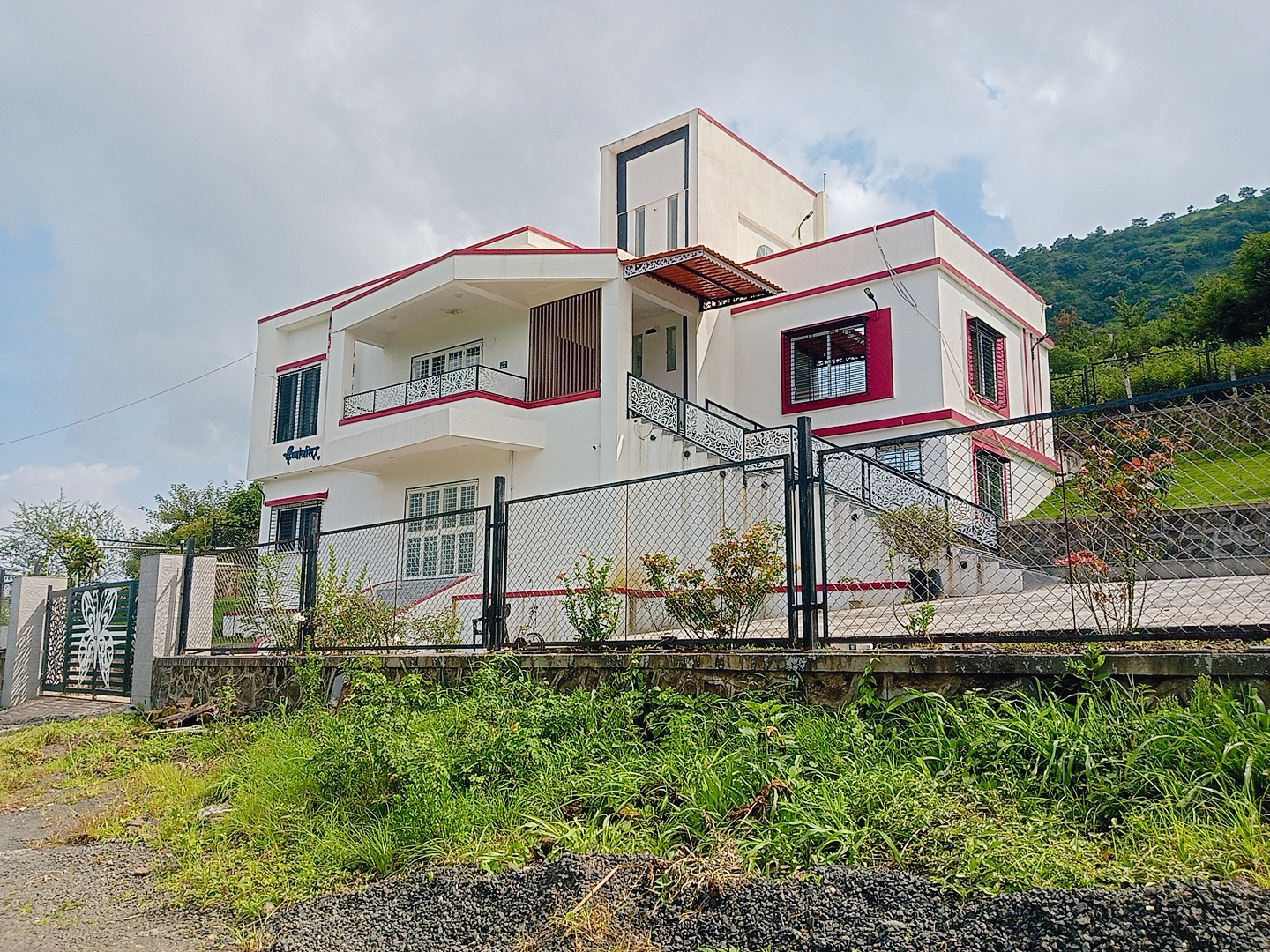 Plot For Sale in Farm House Plot 