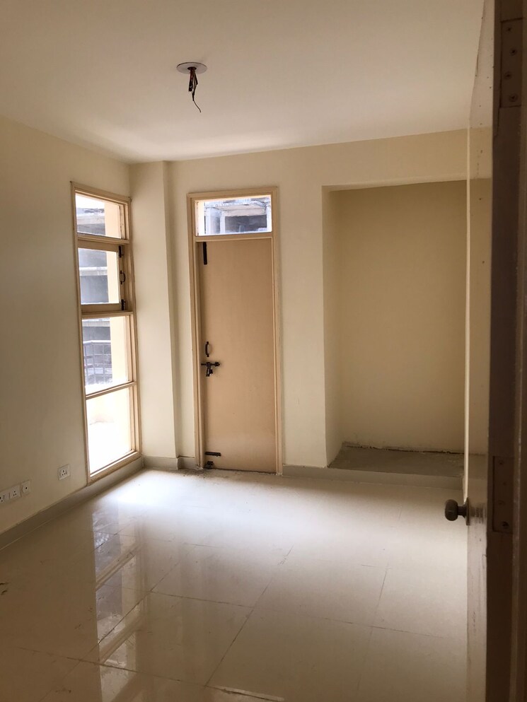 Room, omaxe-heights 3 Bedroom 954 Sq.Ft. Apartment In Sector 86 Faridabad 9066126