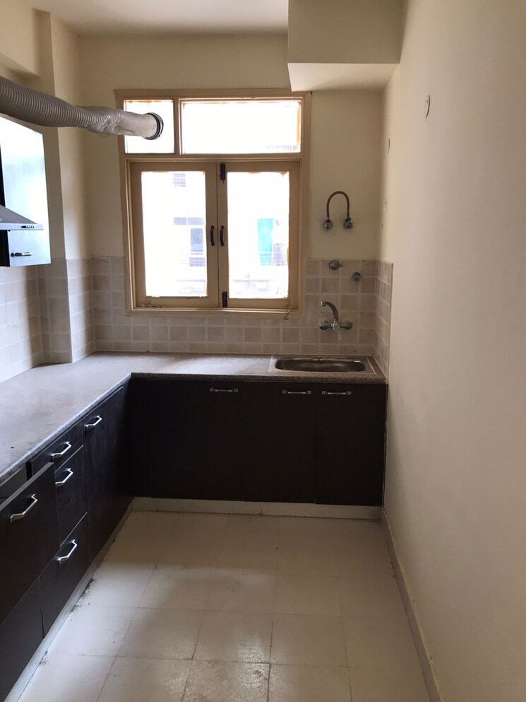 Kitchen, omaxe-heights 3 Bedroom 954 Sq.Ft. Apartment In Sector 86 Faridabad 9066126