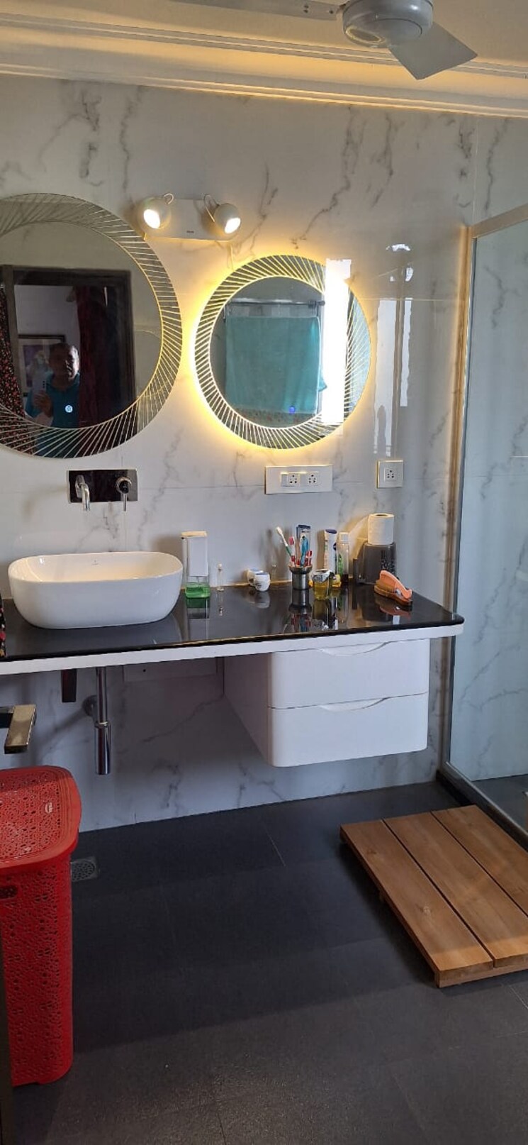 Bathroom, unitech-palms 3 Bedroom 2100 Sq.Ft. Apartment In South City 1 Gurgaon 9066156