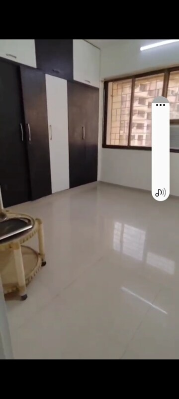 Team Area in 2.5 BHK Apartment at Neelkanth Palms, Kapur Bawdi – for Rent