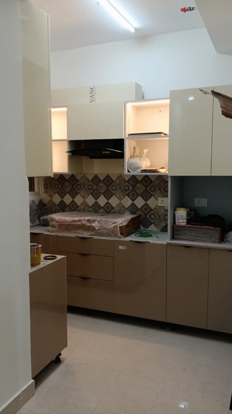 Kitchen, sector 63a 2 Bedroom 600 Sq.Ft. Apartment In Sector 63a Gurgaon 9066162
