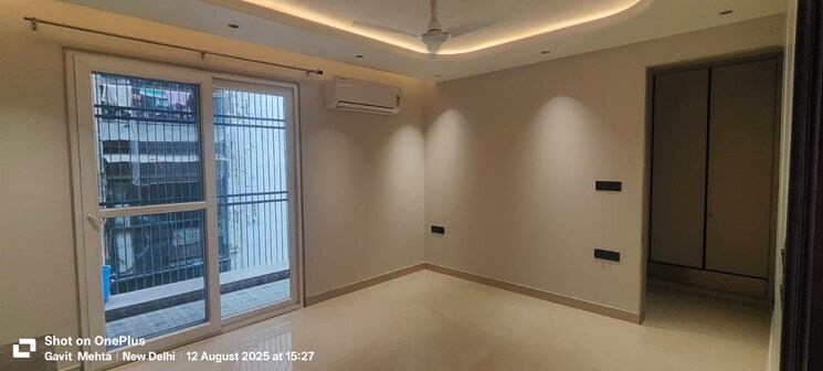 Room, saket 3 Bedroom 2000 Sq.Ft. Apartment In Saket Delhi 9066182
