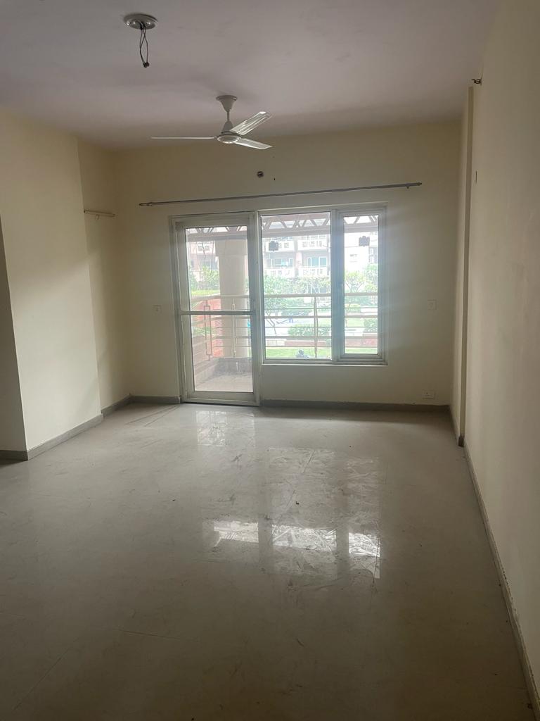 2 BHK Apartment For Rent in SRS Residency