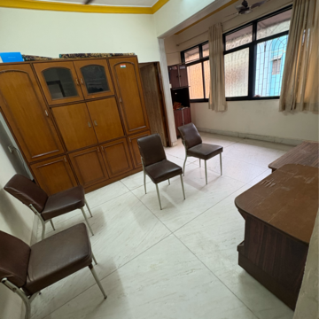 Living Room in 1.5 BHK Apartment at Pestom Sagar Colony, Tilak Nagar – for Rent