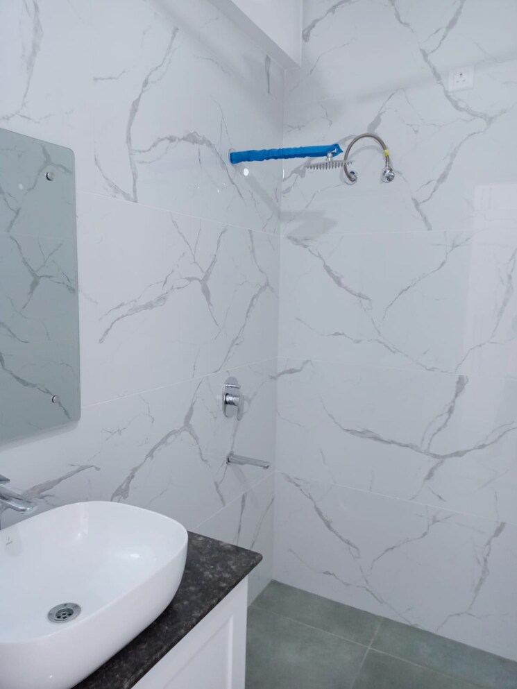 Bathroom, mansa devi 4 Bedroom 500 Sq.Yd. Builder Floor In Mansa Devi Panchkula 9066230