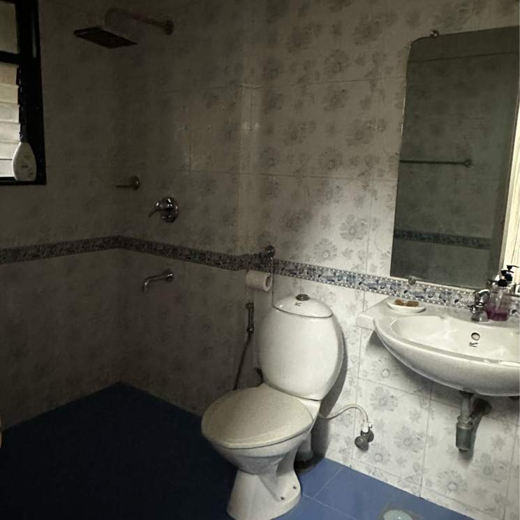 Bathroom, kumar-presidency 3 Bedroom 1910 Sq.Ft. Apartment In Koregaon Park Pune 9065130