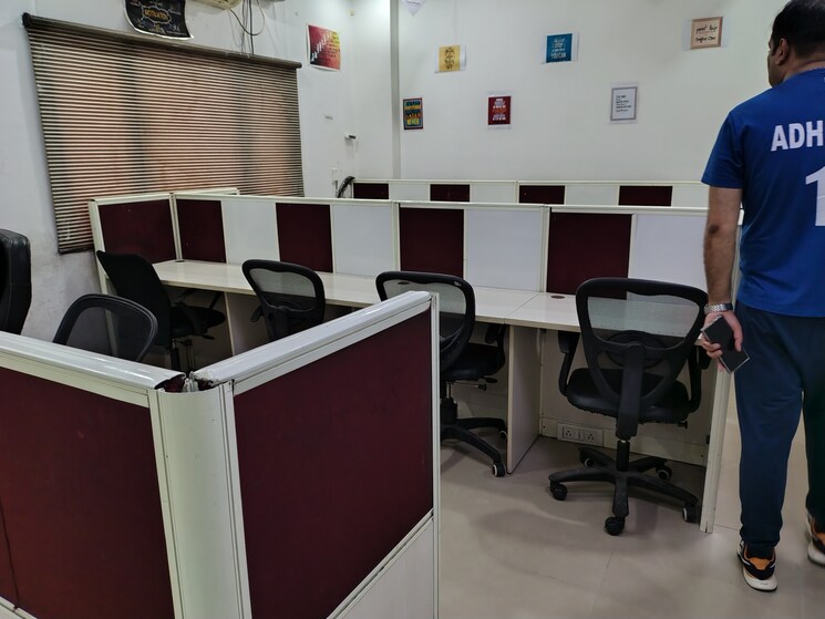 Team Area, sector 16 Commercial Office Space in IT/SEZ 1200 Sq.Ft. In Sector 16 Noida 9066277