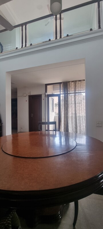 Room in 4 BHK Penthouse at Greater Kailash ii – for Rent