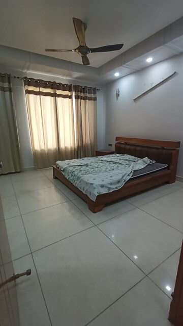Bedroom in 3 BHK Builder Floor at AS Tower, Sector 45 – for Rent