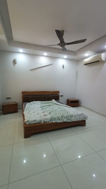 Bedroom in 3 BHK Builder Floor at AS Tower, Sector 45 – for Rent