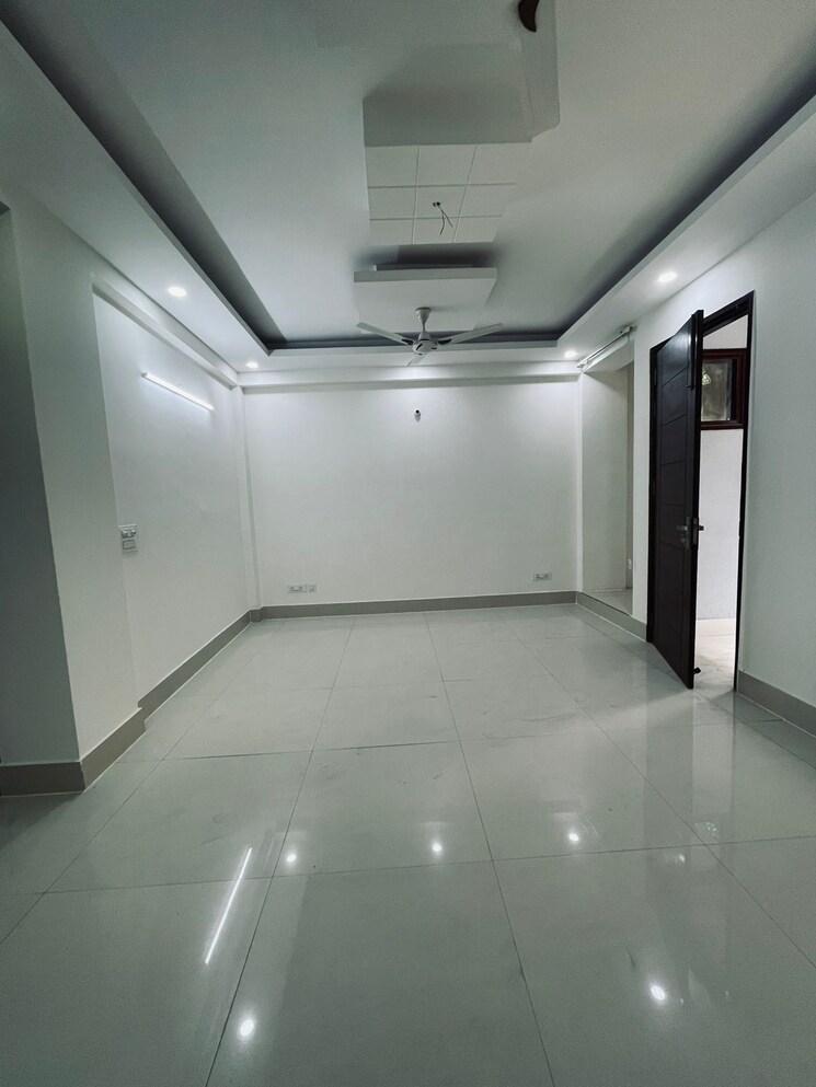 Kitchen, freedom fighters enclave 3 Bedroom 1800 Sq.Ft. Builder Floor In Freedom Fighters Enclave Delhi 9066390