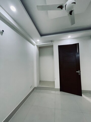 Room in 3 BHK Builder Floor at Freedom Fighters Enclave – for Rent