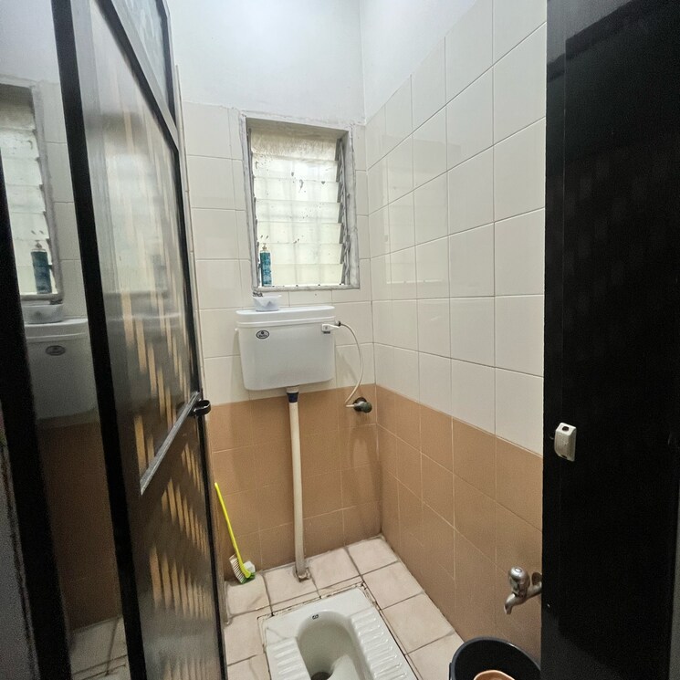 Bathroom, new-brahmand-phase-7-chs 1 Bedroom 448 Sq.Ft. Apartment In Kiran Mill Colony Thane 9066406