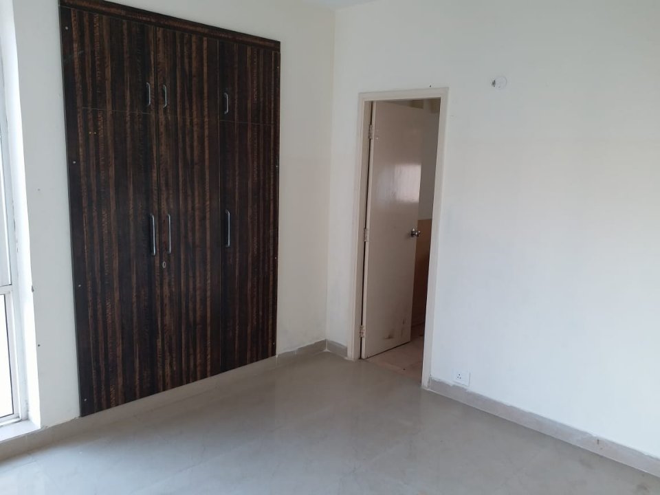 Master Bedroom in 2 BHK Apartment at Jaypee Greens AMAN II, Sector 151 – for Sale
