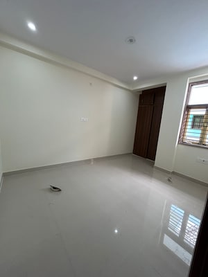 Room in 1 BHK Apartment at Dwarka – for Sale