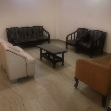 2 BHK Builder Floor For Rent in Lajpat Nagar ii