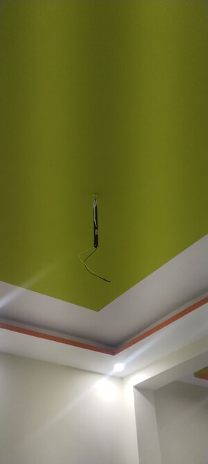 Furnished Amenities in 3.5 BHK Builder Floor at New Friends Colony, Sanjay Nagar – for Sale