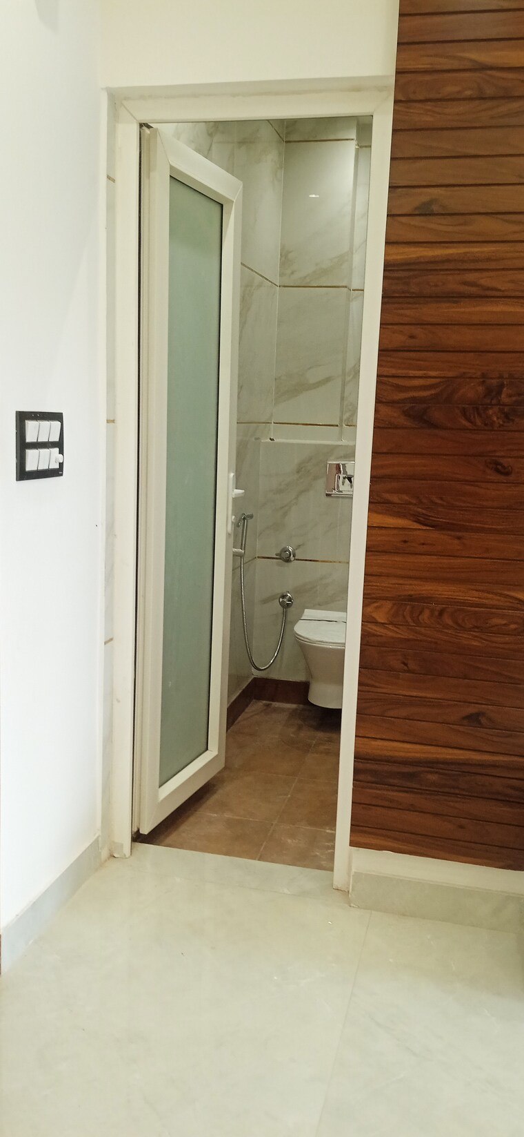 Bathroom, igi airport area 2 Bedroom 700 Sq.Ft. Builder Floor In Igi Airport Area Delhi 9066559