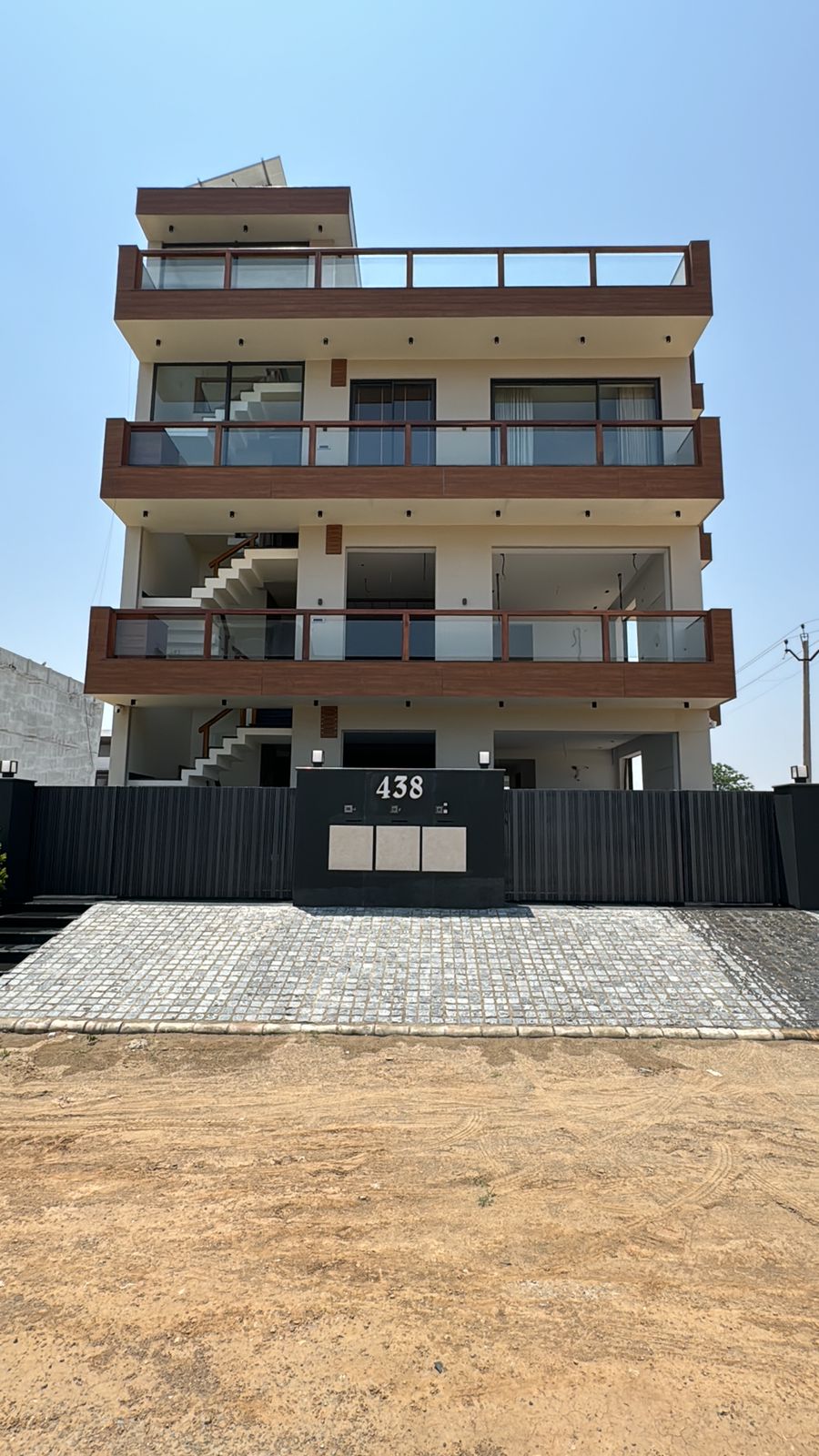 3 BHK Builder Floor For Sale in Manohar Infra