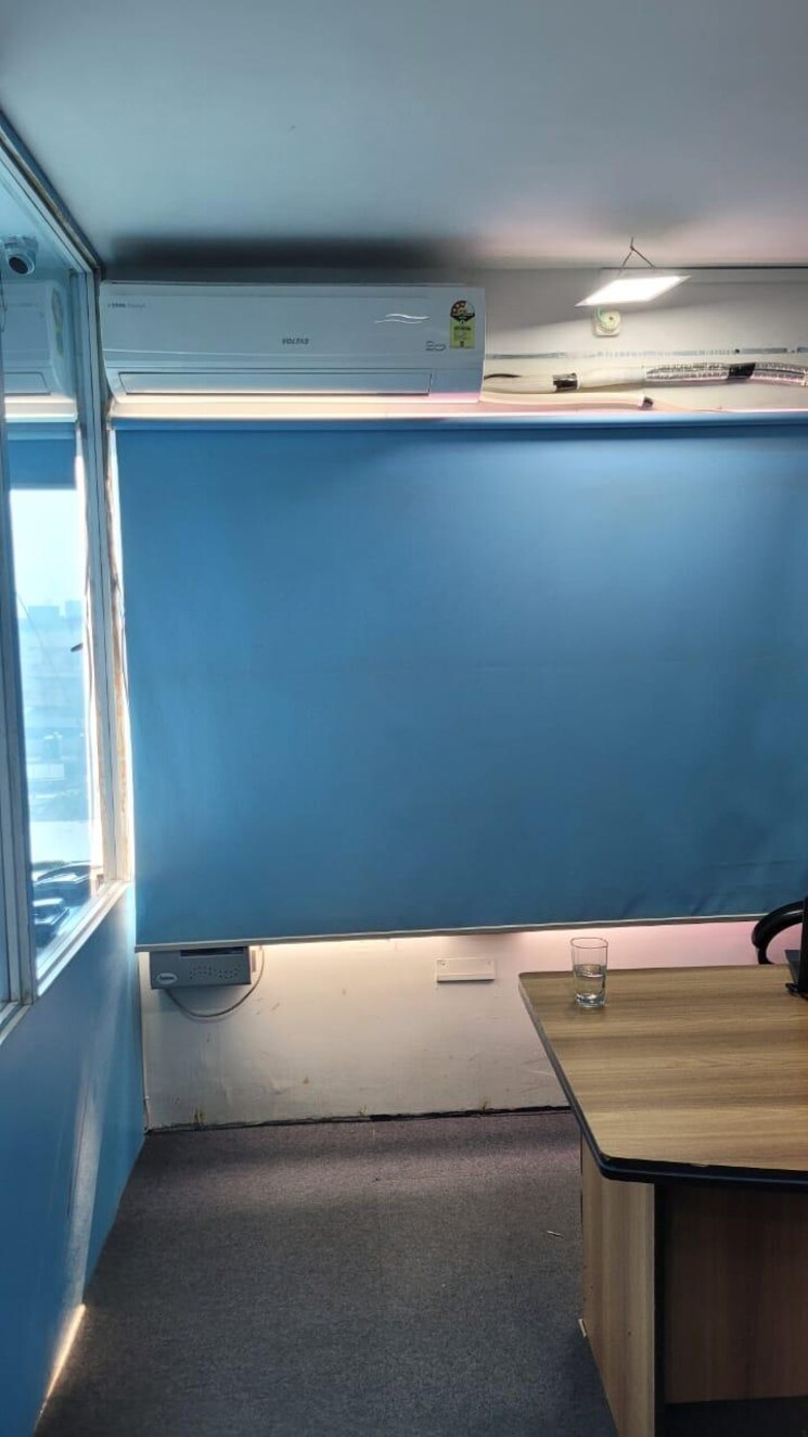 undefined, exhibition road Commercial Office Space 800 Sq.Ft. In Exhibition Road Patna 9066588