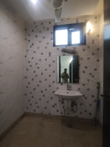 Bathroom in 3 BHK Builder Floor at Ansal Sushant Lok I, Sector 43 – for Rent